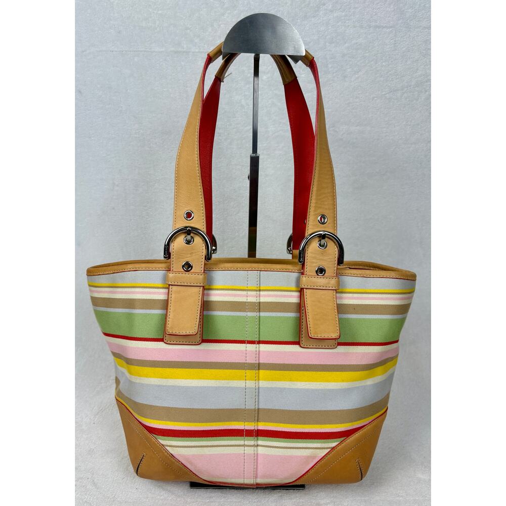 Coach Y2K Hamptons Daisy Stripe Tote with Tan Vachetta Leather Trim and Charm - Picture 4 of 16